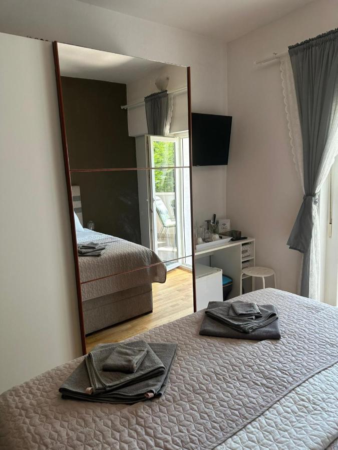 Bonbon Room And Apartment Задар Екстериор снимка